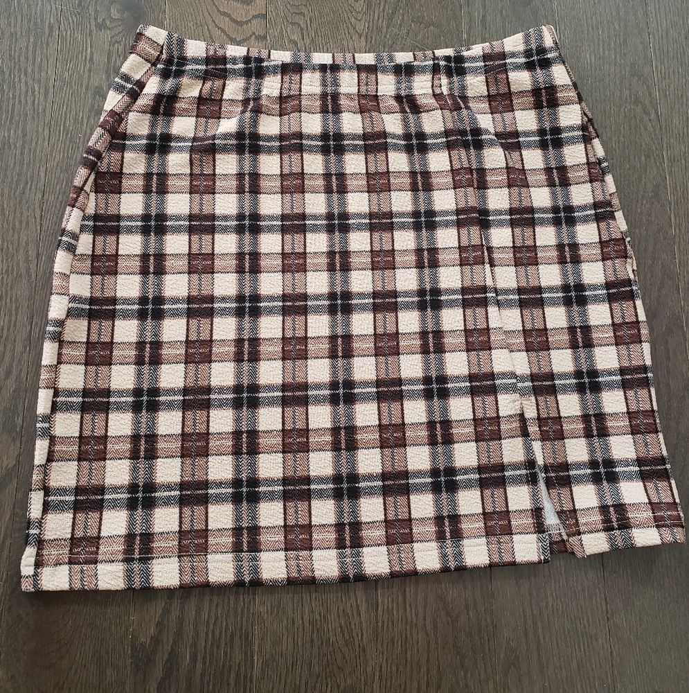 3/$30 🌼 Cute Skirt